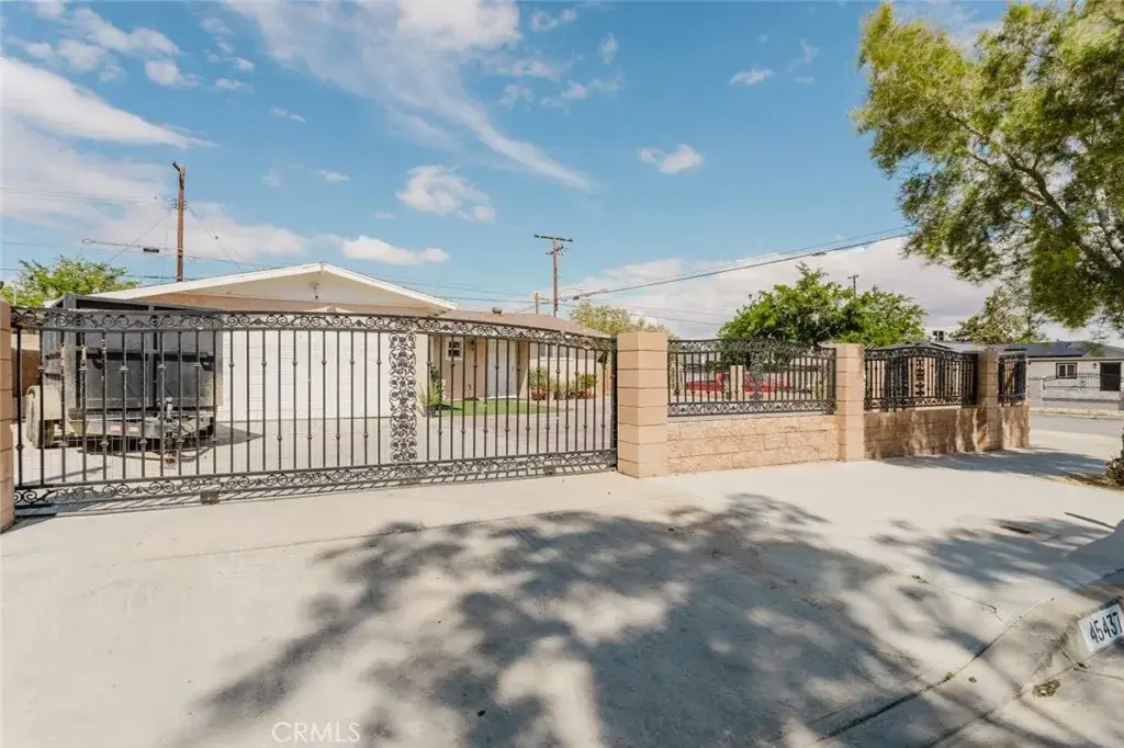45437 Andale Avenue, Lancaster, CA 93535 - #1