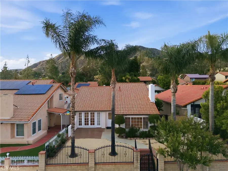 15863 Foothill, Sylmar, CA 91342 - #3