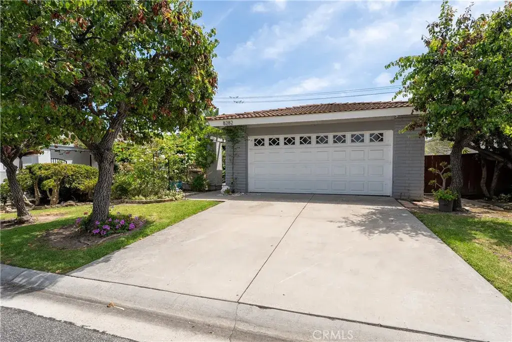 8282 Delfino Circle, Huntington Beach, CA 92646 - #1