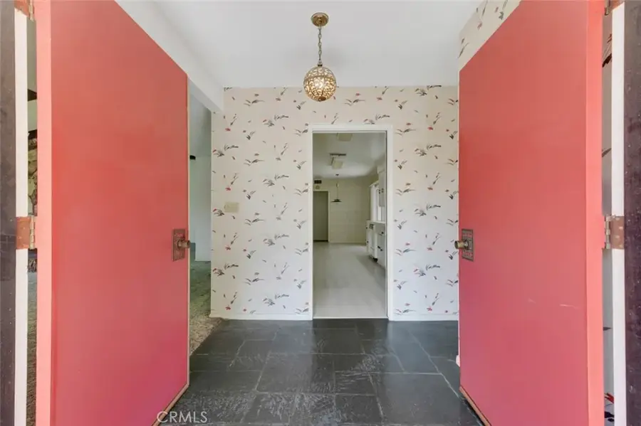 22040 Tiara Street, Woodland Hills, CA 91367 - #3