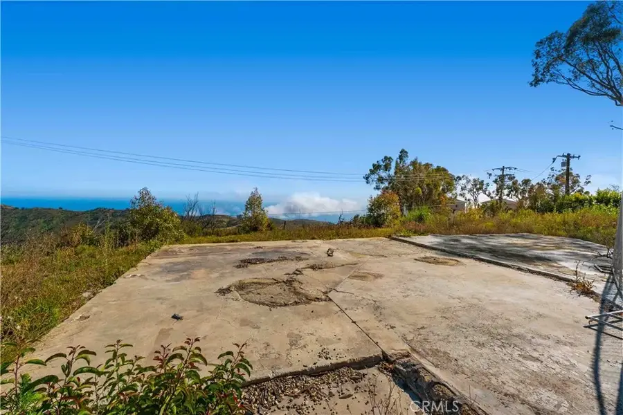 21135 Saddle Peak, Topanga, CA 90290 - #2