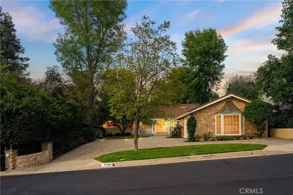 5062 Calvin Avenue, Tarzana, CA 91356