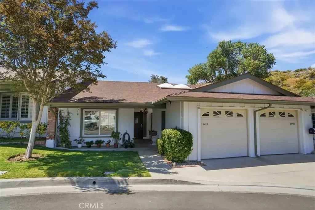19427 Oak Crossing, Newhall, CA 91321 - #1
