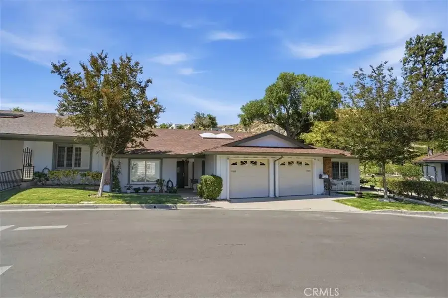 19427 Oak Crossing, Newhall, CA 91321 - #2
