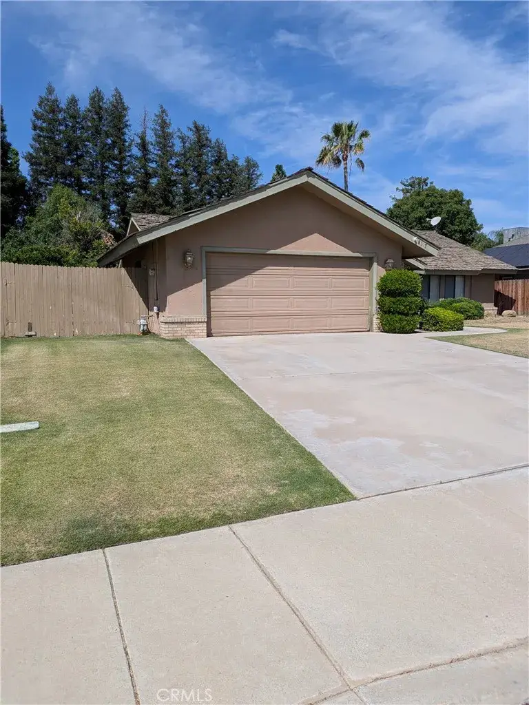 8817 Sierra Oak, Bakersfield, CA 93311 - #2