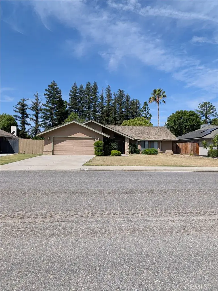 8817 Sierra Oak, Bakersfield, CA 93311 - #3