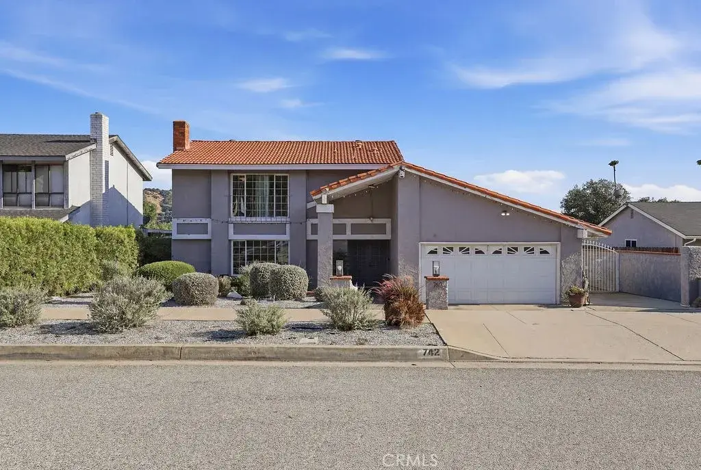 742 Sycamore Avenue, Glendora, CA 91741 - #1