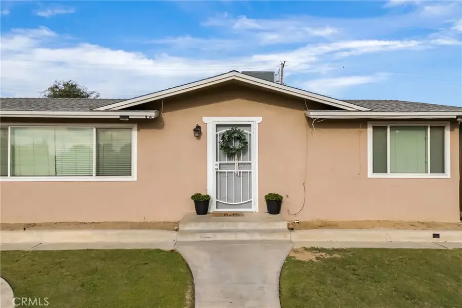 3305 Dwight Street, Bakersfield, CA 93306 - #3