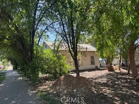 619 L, Bakersfield, CA 93304
