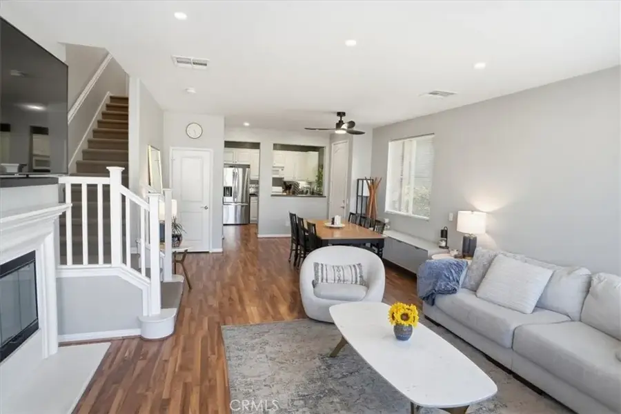 28475 Santa Rosa, Saugus, CA 91350 - #3