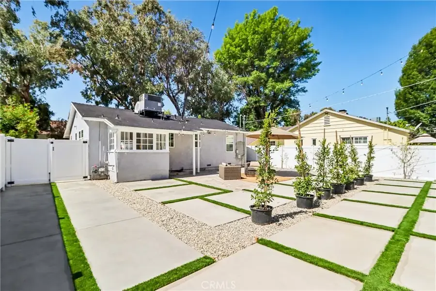 21235 Lopez Street, Woodland Hills, CA 91364 - #3