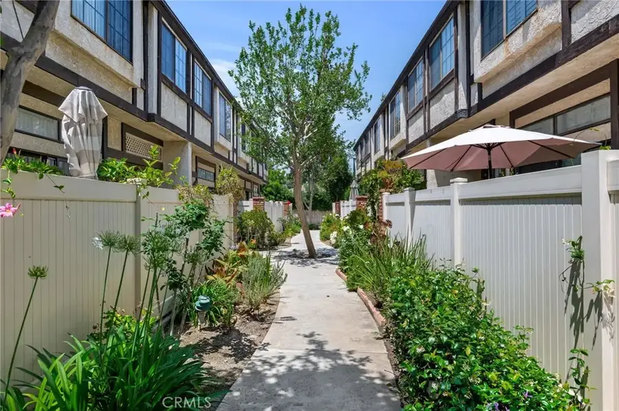 20737 Roscoe Boulevard #703, Winnetka, CA 91306 - #2