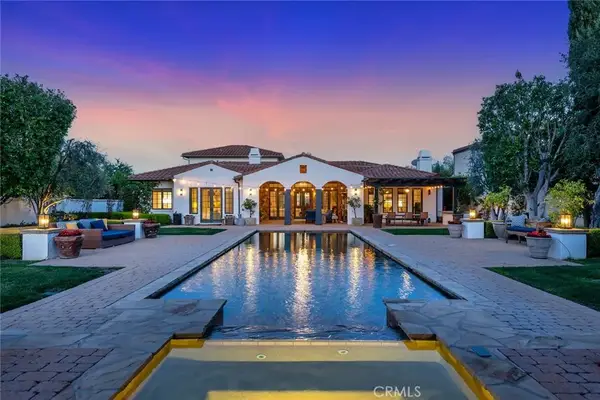 25473 Prado De Las Calabazas, Calabasas, CA 91302