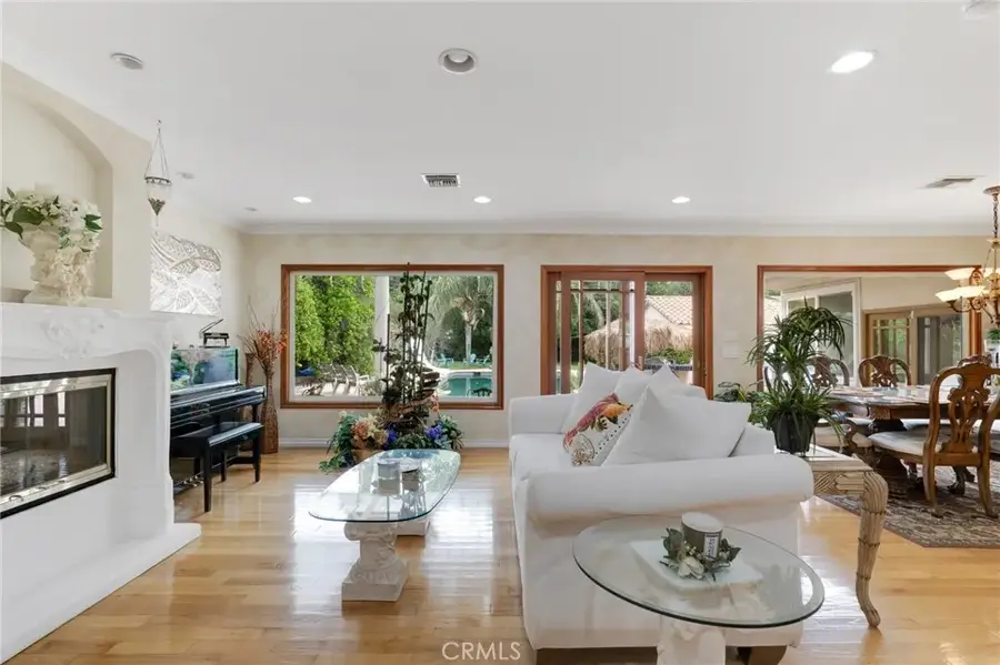 8836 Enfield Avenue, Northridge, CA 91325 - #3