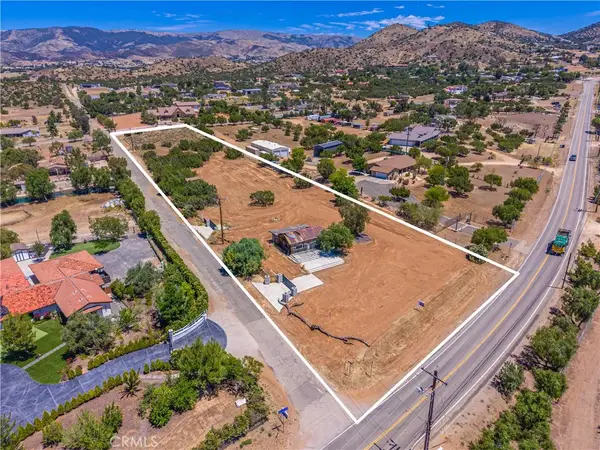10367 Escondido Canyon, Agua Dulce, CA 91390