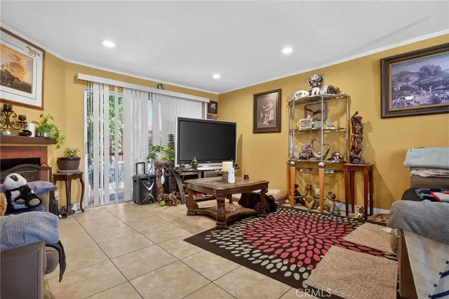 14287 Foothill Boulevard #14, Sylmar, CA 91342 - #3