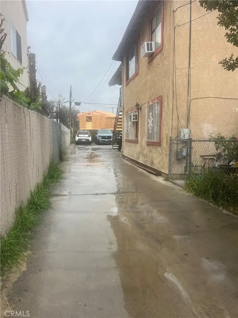 1137 N Ardmore, Los Angeles, CA 90029 - #2