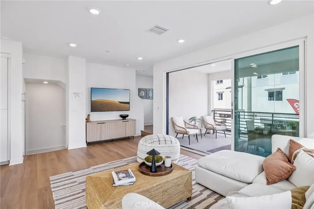 1673 Constellation Drive, San Pedro, CA 90732 - #1