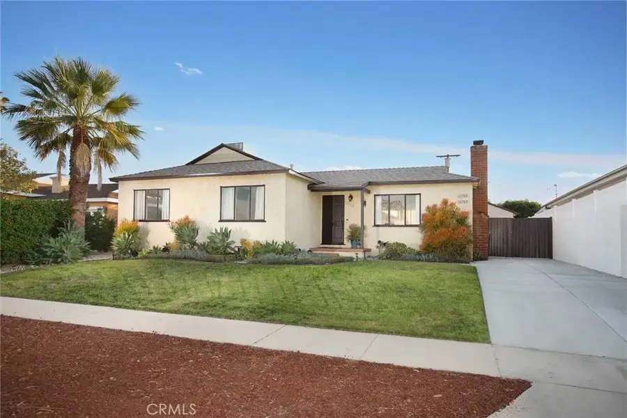 12762 Willard Street, North Hollywood, CA 91605 - #2