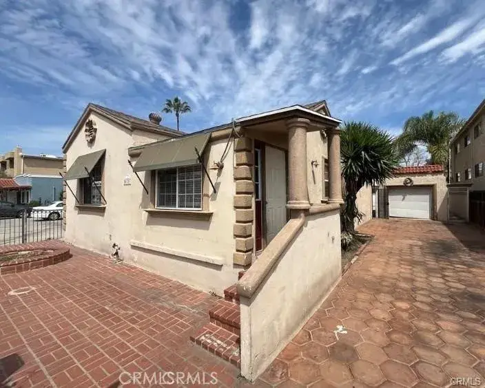 14717 Victory Boulevard, Van Nuys, CA 91411 - #1