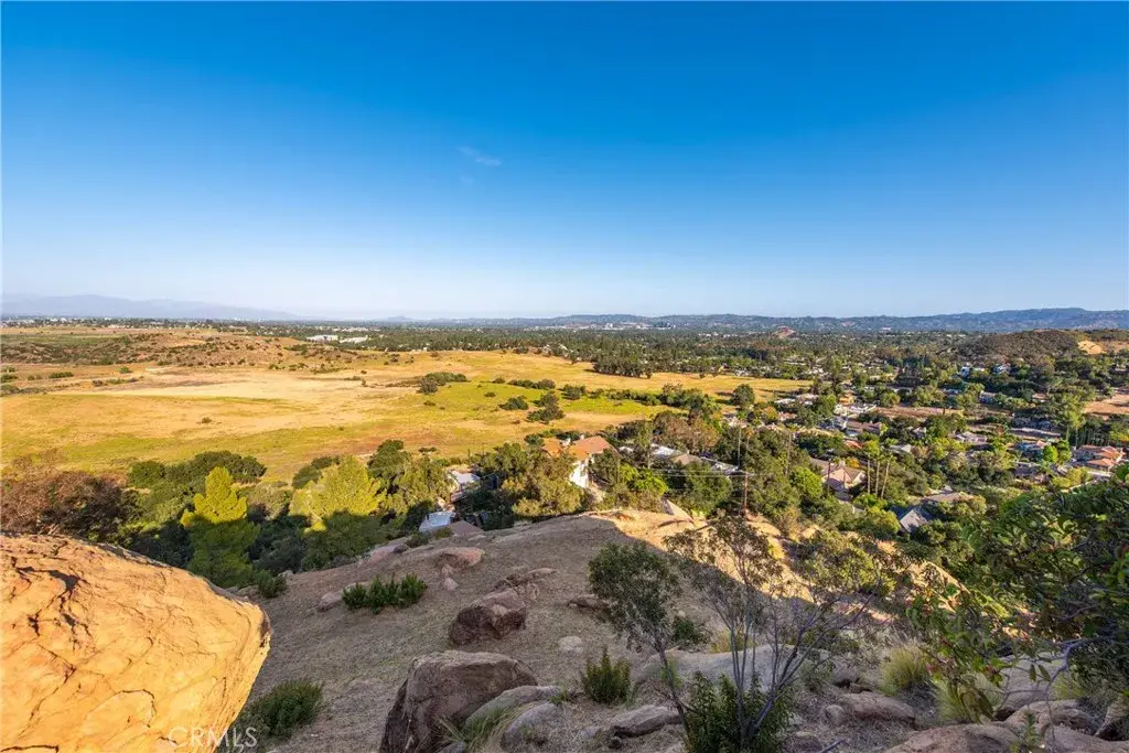 8740 Azul, West Hills, CA 91304 - #1