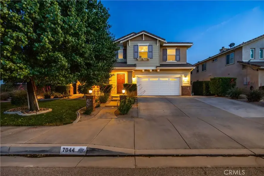 7044 Lyric Avenue, Lancaster, CA 93536 - #2