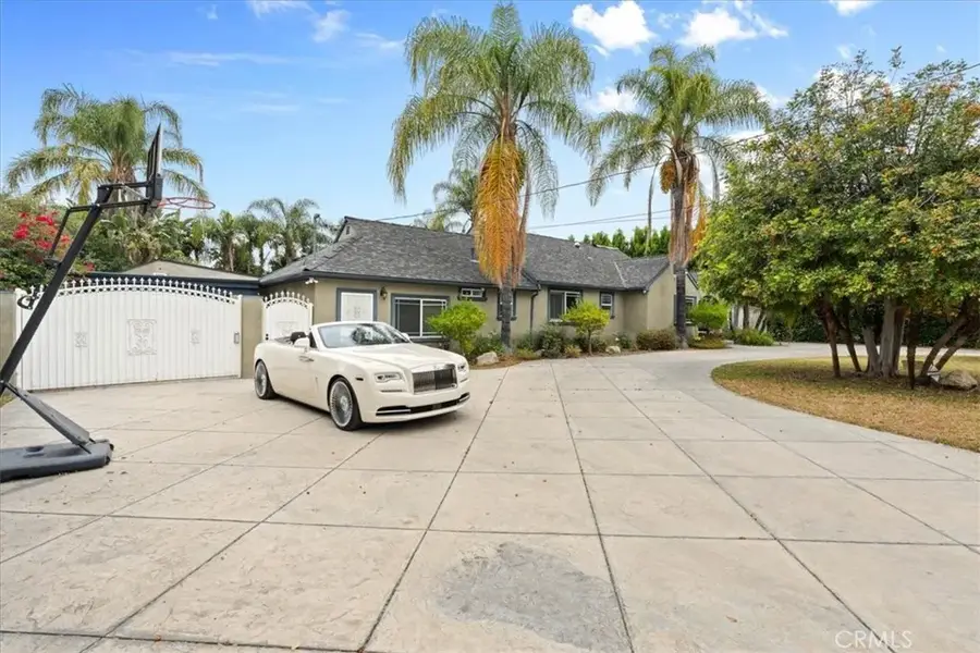 9755 Noble Ave, North Hills, CA 91343 - #3