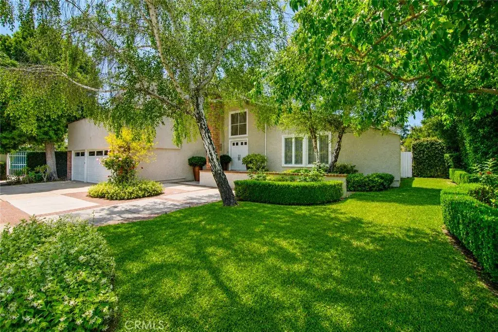 3861 Braewood Court, Tarzana, CA 91356 - #1
