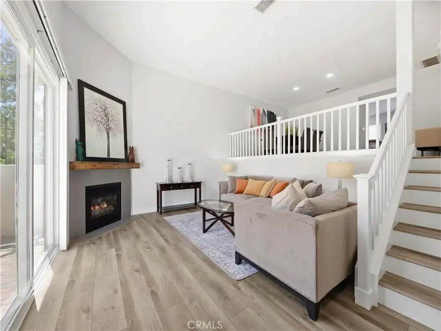25710 Holiday #C, Stevenson Ranch, CA 91381 - #2