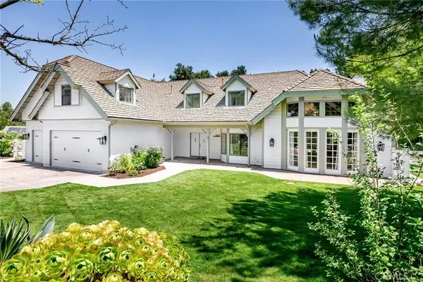 15601 Saddleback Road, Canyon Country, CA 91387