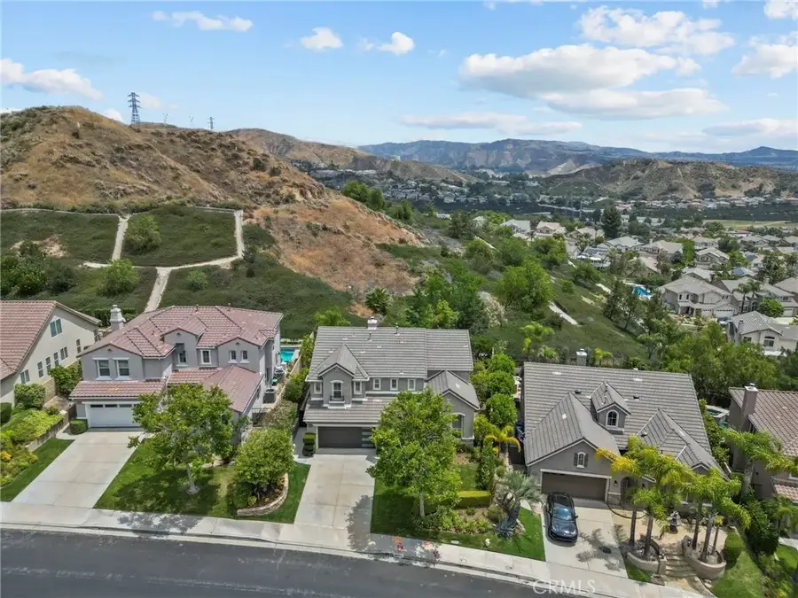 28502 Agajanian Drive, Saugus, CA 91390 - #3