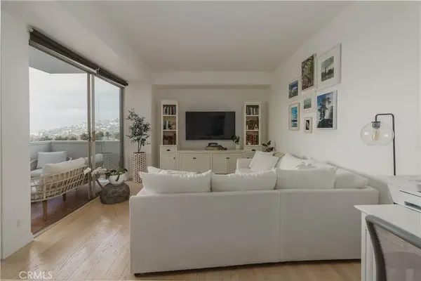 7250 Franklin Avenue #1008, Los Angeles, CA 90046