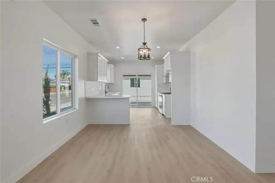 1646--1646 .5 Clinton Street, Delano, CA 93215 - #3