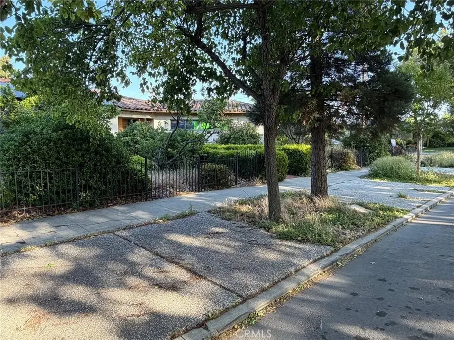 1199 Monterey, Hollister, CA 95023 - #2