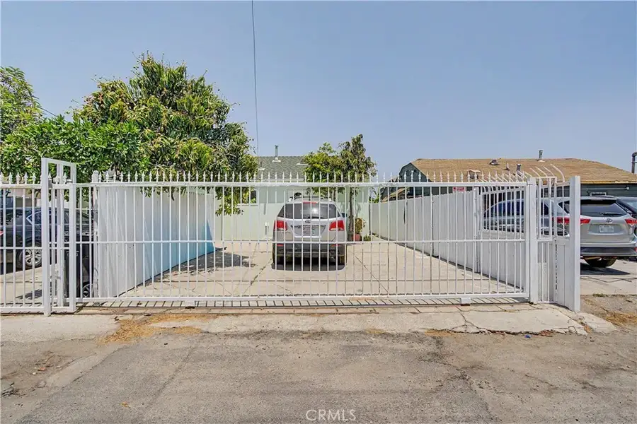 2016 W Manchester, Los Angeles, CA 90047 - #2