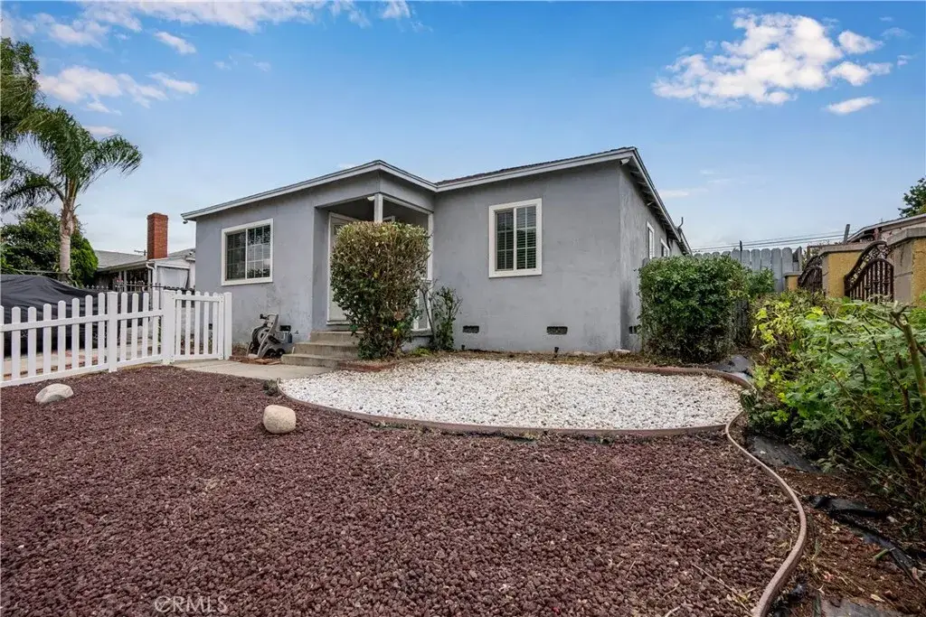 8134 Burnet, Panorama City, CA 91402 - #1