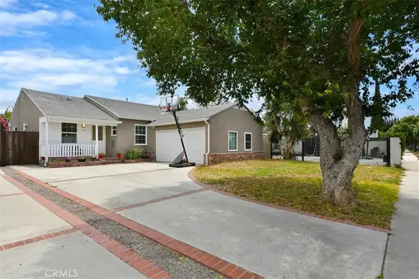 5836 Norwich Ave., Sherman Oaks, CA 91411