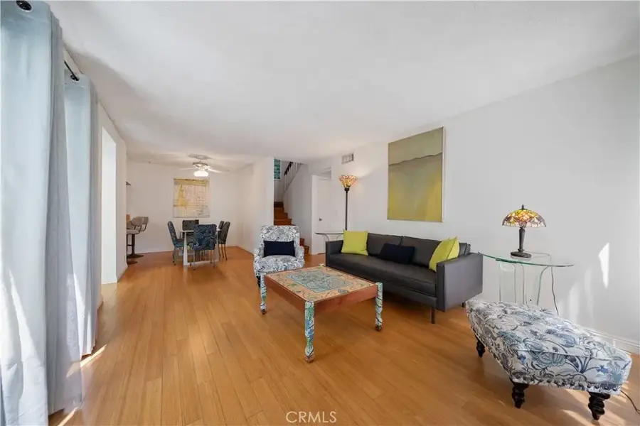 18515 Mayall #D, Northridge, CA 91324 - #2