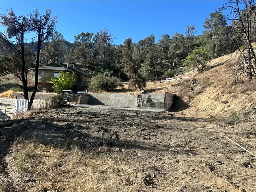 411 Pico, Frazier Park, CA 93225 - #2