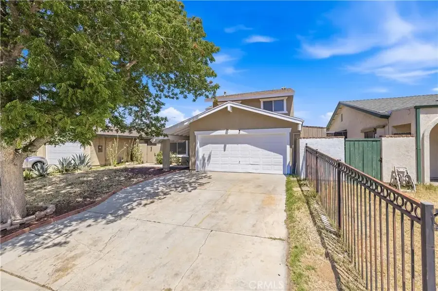 37642 Cluny, Palmdale, CA 93550 - #2