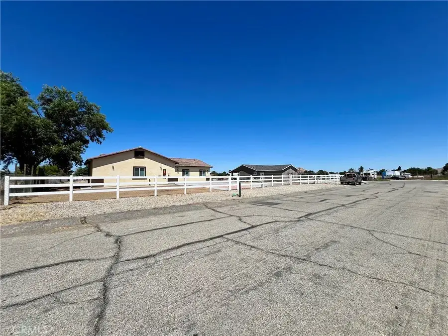 40719 171th Street, Lake Los Angeles, CA 93535 - #2
