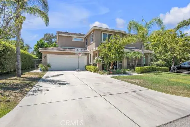 9849 Dreams, San Fernando, CA 91345 - #1