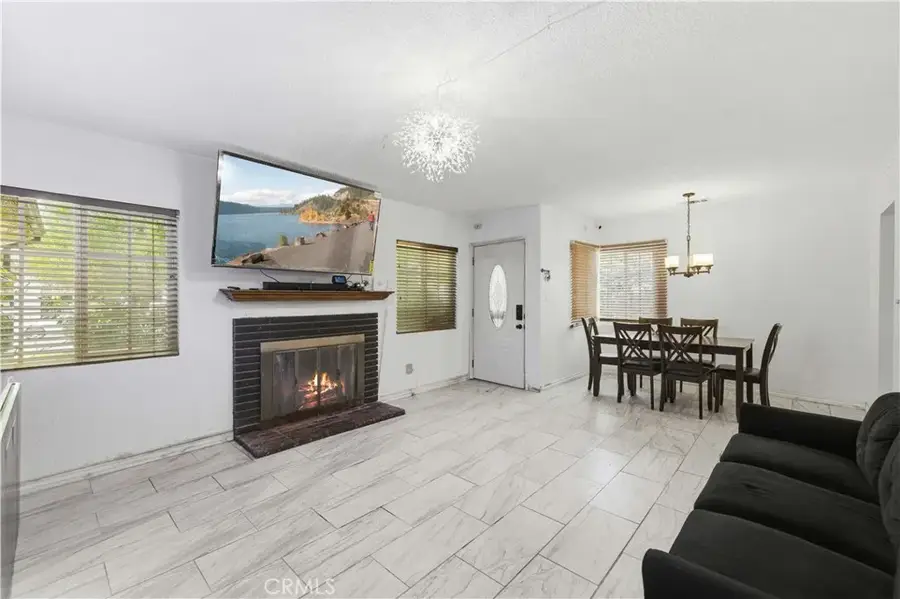 1104 W W Avenue J10, Lancaster, CA 93534 - #3