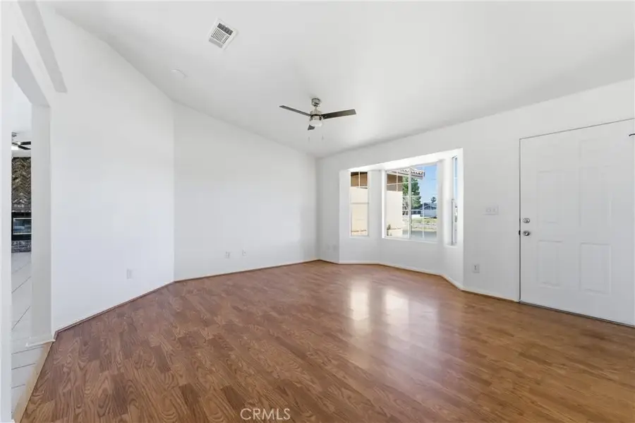 8660 Redwood Boulevard, California City, CA 93505 - #3