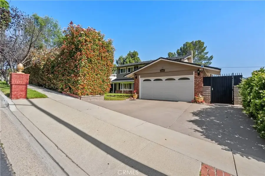 23810 Fambrough, Newhall, CA 91321 - #3
