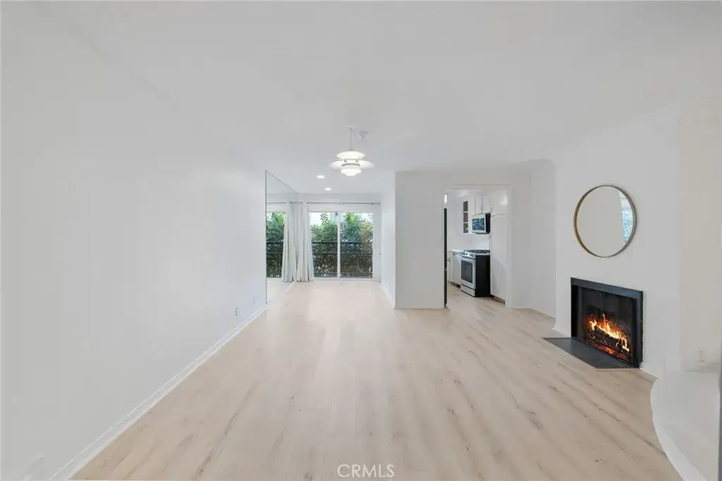 1355 N Sierra Bonita #208, Los Angeles, CA 90046 - #1