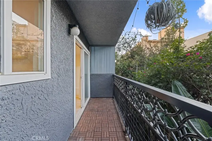 1355 N Sierra Bonita #208, Los Angeles, CA 90046 - #3