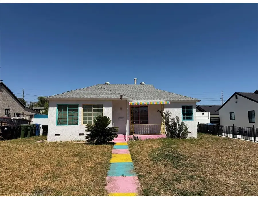 7032 Stansbury, Van Nuys, CA 91405 - #3