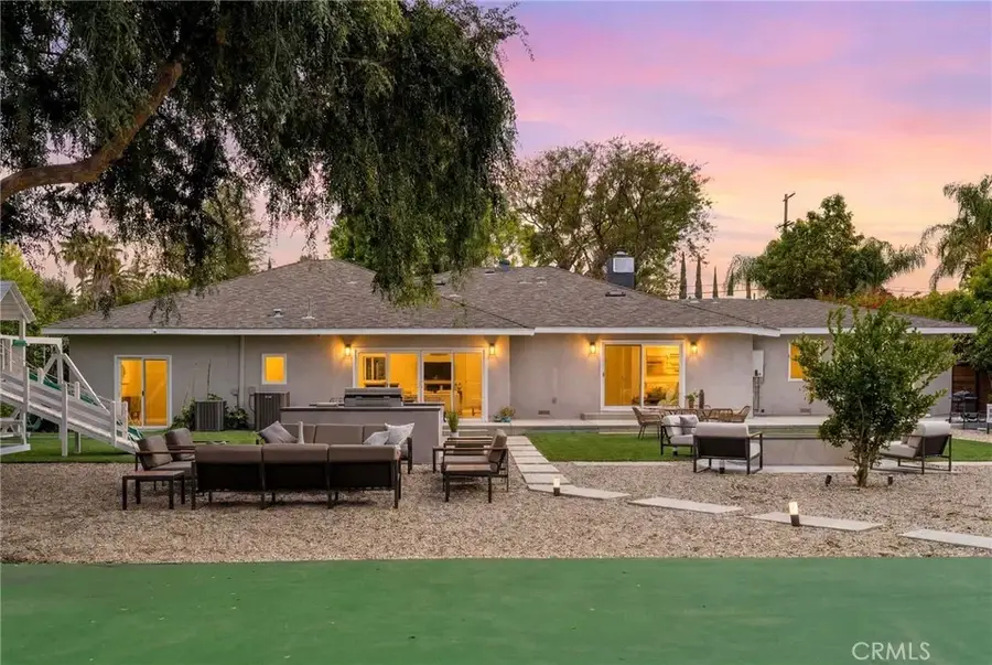 22637 Erwin Street, Woodland Hills, CA 91367 - #2