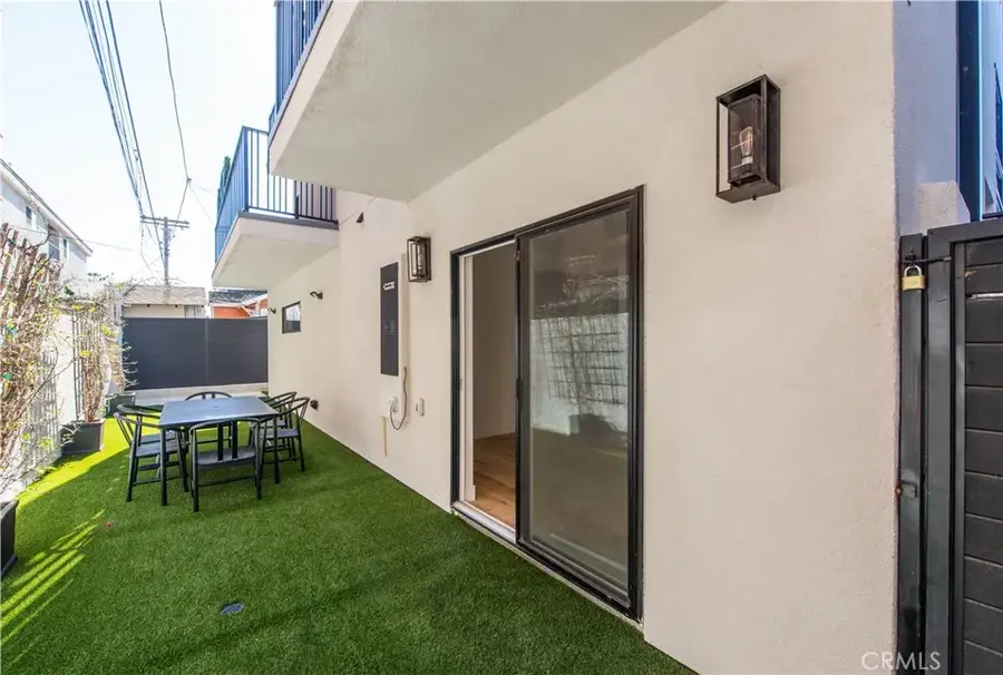 540 N Serrano Avenue, Los Angeles, CA 90004 - #2